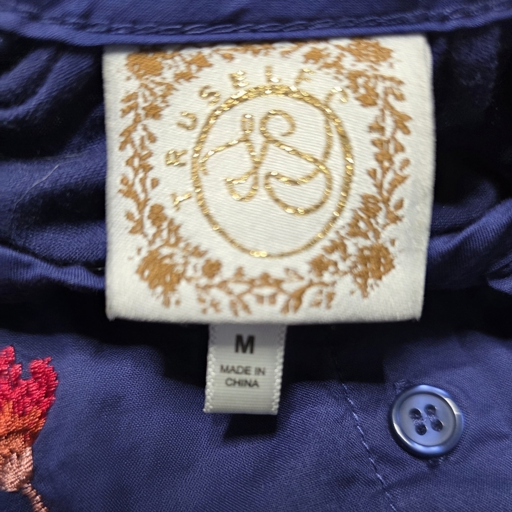 Jessica Simpson Blue Blouse with Red Floral Embroidery Size Medium - Picture 3 of 6